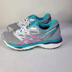 ASICS Women's Gel-Cumulus 18 running Shoe Size 8